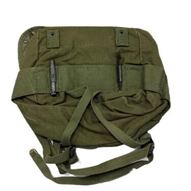 m 1961 vietnam buttpack with manual 1969 1 only ony75 (4)