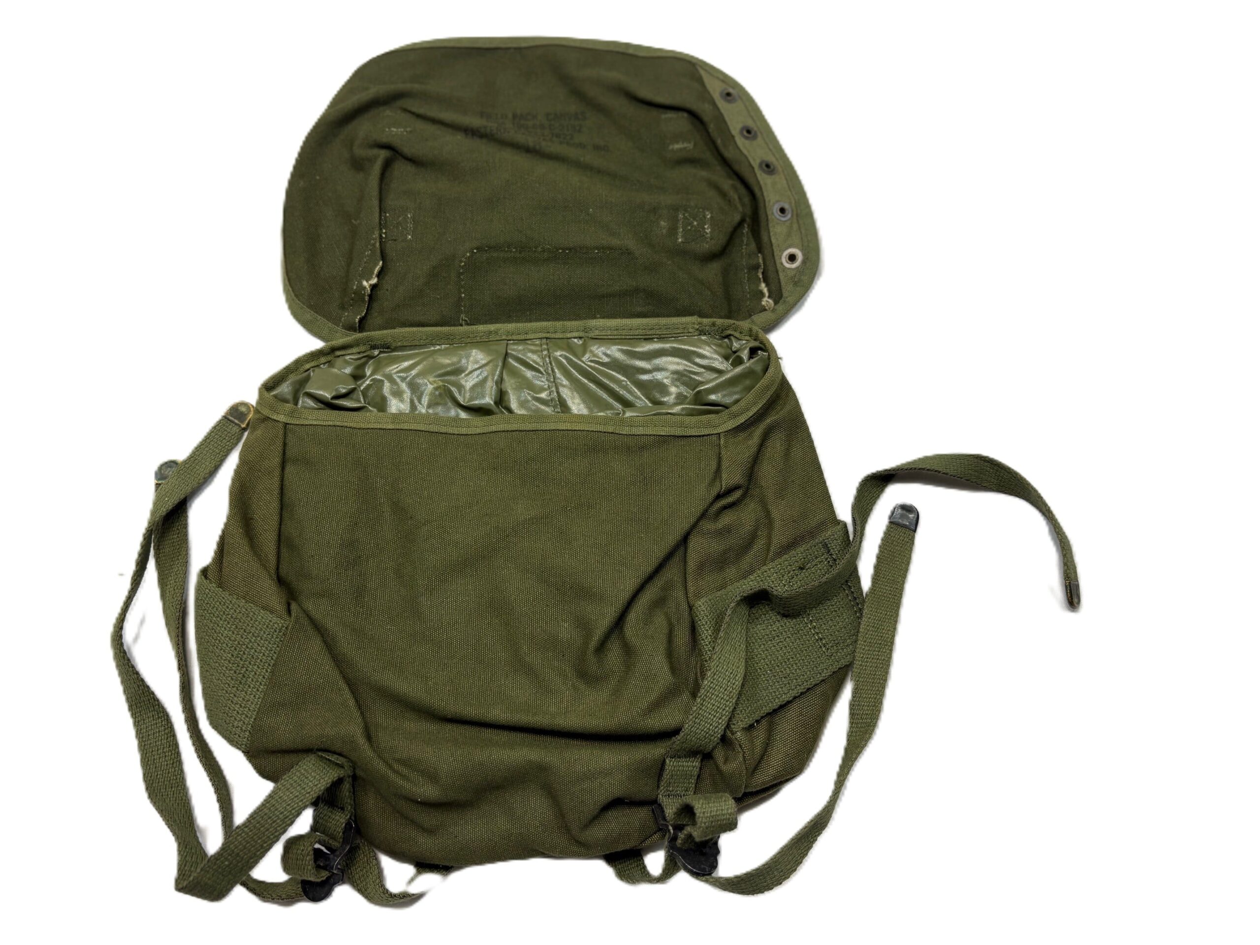 m 1961 vietnam buttpack with manual 1969 1 only ony75 (7)