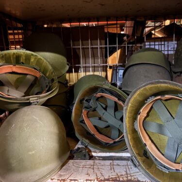 vietnam helmet and liner no cover grade # 1 hed4078 (3)