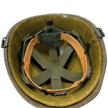vietnam helmet and liner no cover grade # 1 hed4078 (5)