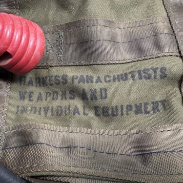 vietnam war parachutist harness individual equipment 1 only ony90 (3)