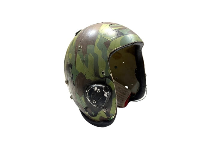 hgu 22P flight helmet shell b 52 camo used demil 4114 ava4114 (1)