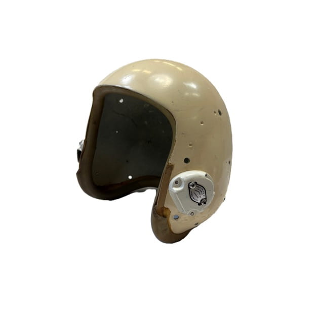 hgu 22P flight helmet shell used demil 4108 ava4108 (1)