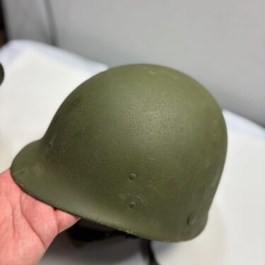 m1c paratrooper helmet w liner snaps 1 only ony96 (9)