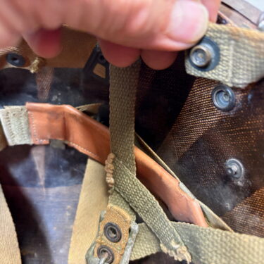 ww2 m1c paratrooper helmet w liner snaps 1 only ony97 (8)