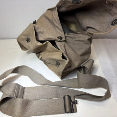 ww2 gas mask usn mark IV 1 only ony101 (11)