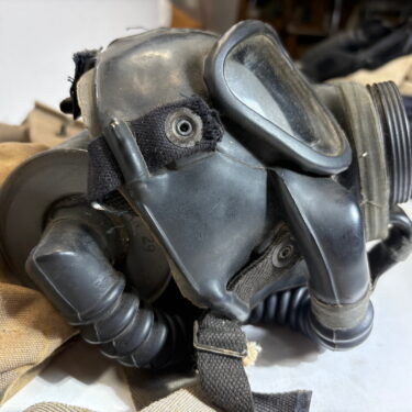 ww2 gas mask usn mark IV 1 only ony101 (4)