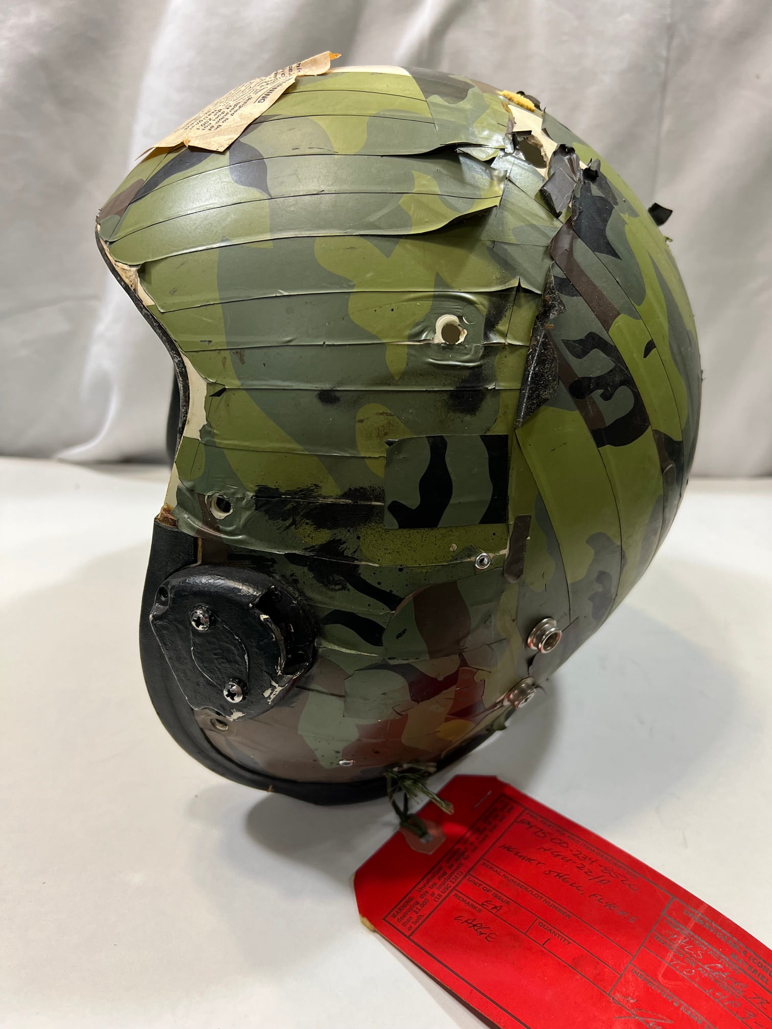 hgu 22p flight helmet shell b 52 camo used demil 4124 ava4124 (3)