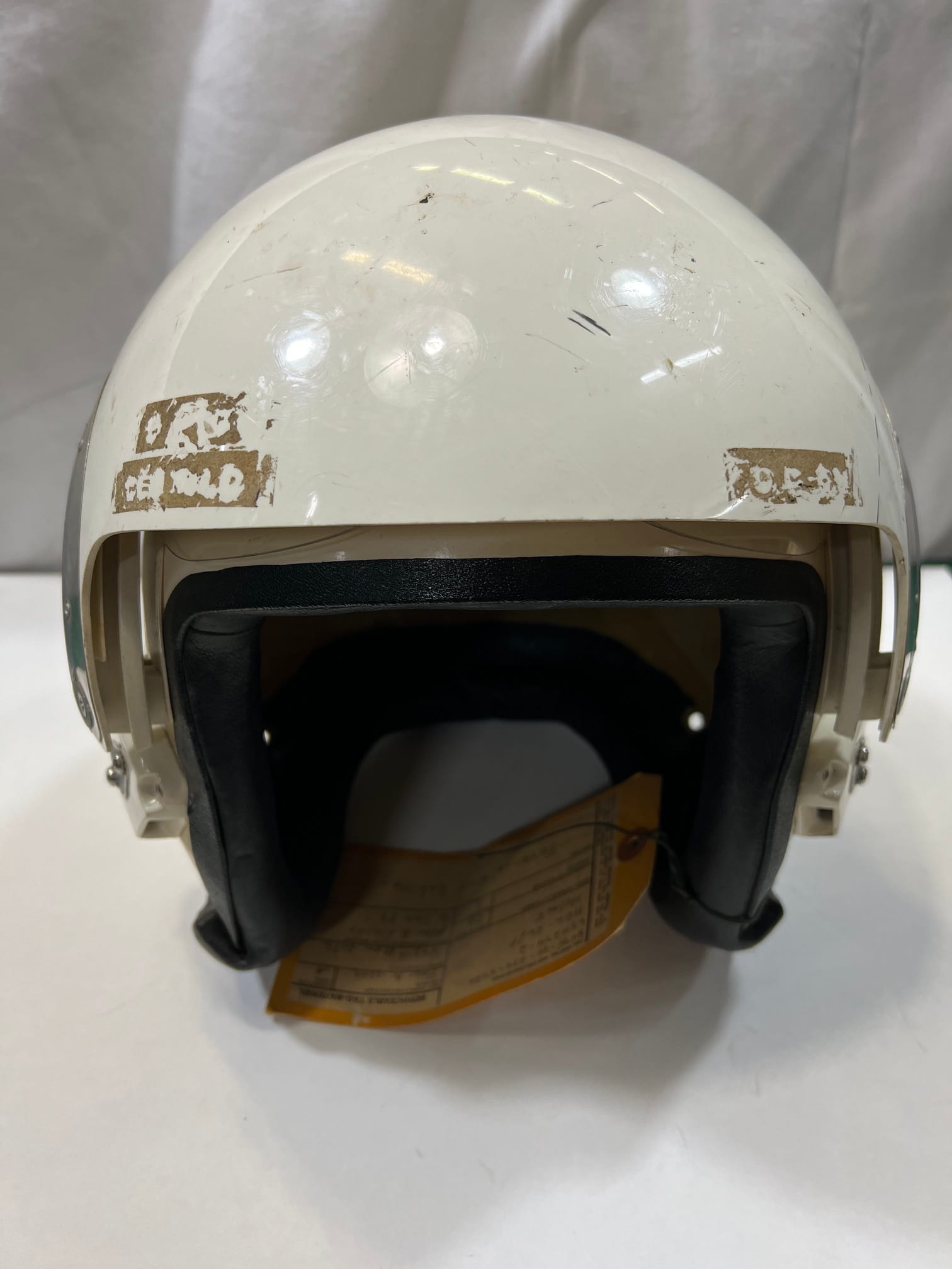 hgu 26p flight helmet shell used demil 4123 y ava4123 (6)