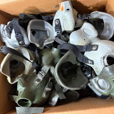 mbu 5p oxygen mask face cups used ava4122 (2)