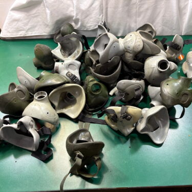 mbu 5p oxygen mask face cups used ava4122 (3)