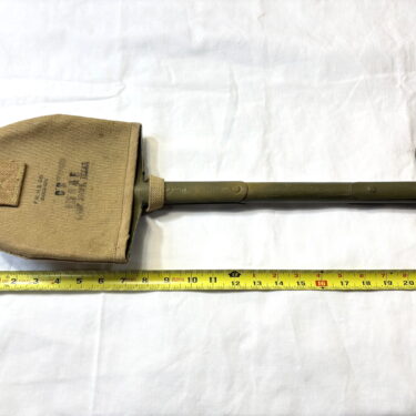 ww2 t handle shovel & cover 1942 dated 1 only ony124 (4)