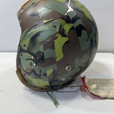hgu 22p flight helmet shell b 52 camo used demil 4136 ava4136 (2)