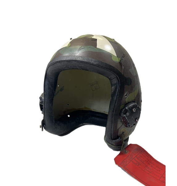 hgu 22p flight helmet shell b 52 camo used demil 4137 ava4137 (1)