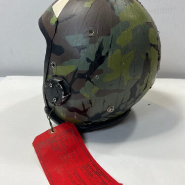 hgu 22p flight helmet shell b 52 camo used demil 4137 ava4137 (2)