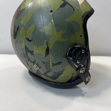 hgu 22p flight helmet shell b 52 camo used demil 4137 ava4137 (4)