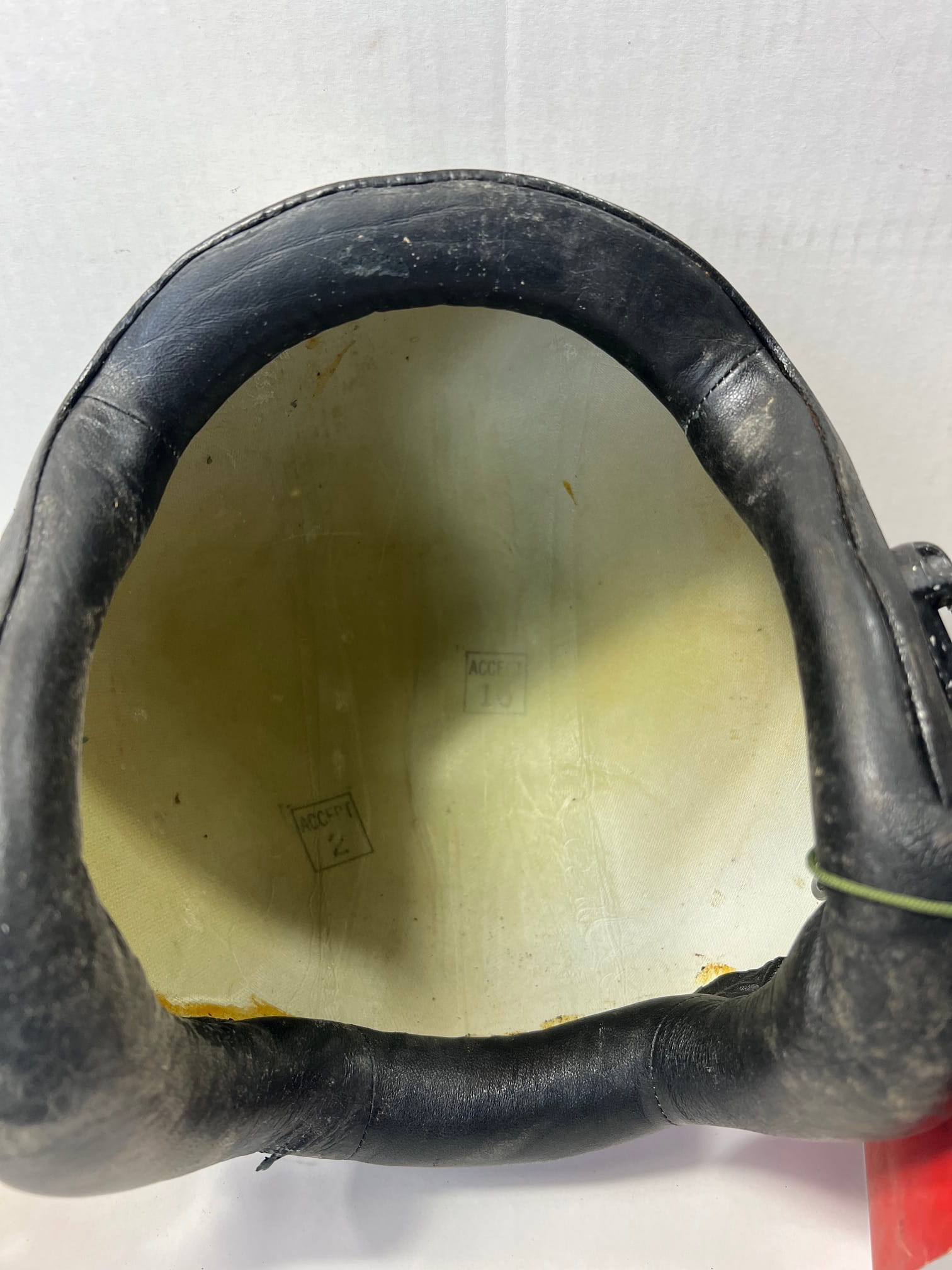 hgu 22p flight helmet shell b 52 camo used demil 4137 ava4137 (5)